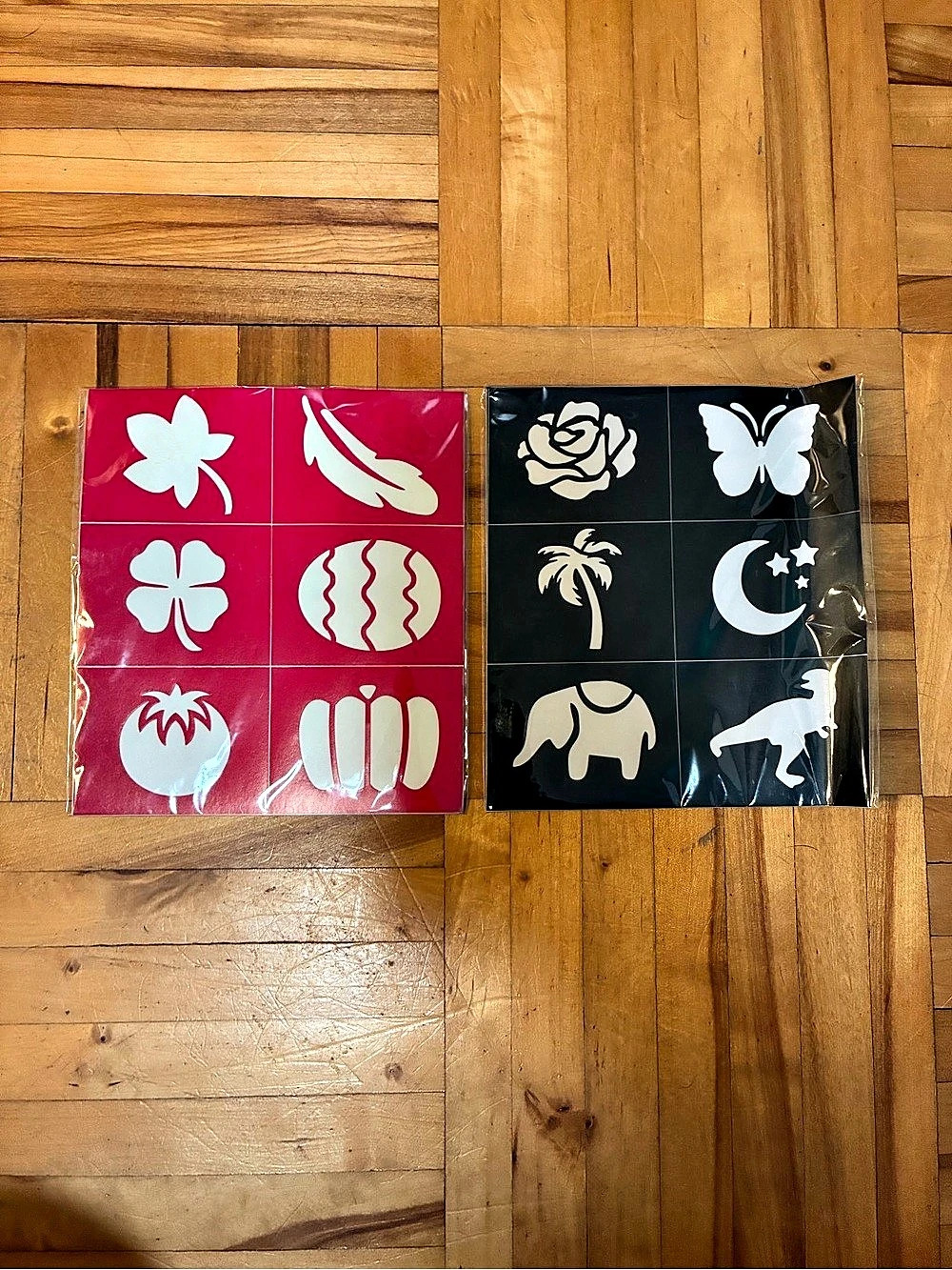Stencil Sheets Red & Black NWT